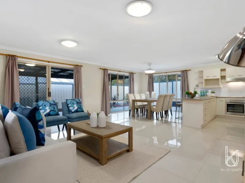 Modern Family Home – 5x aircon units!