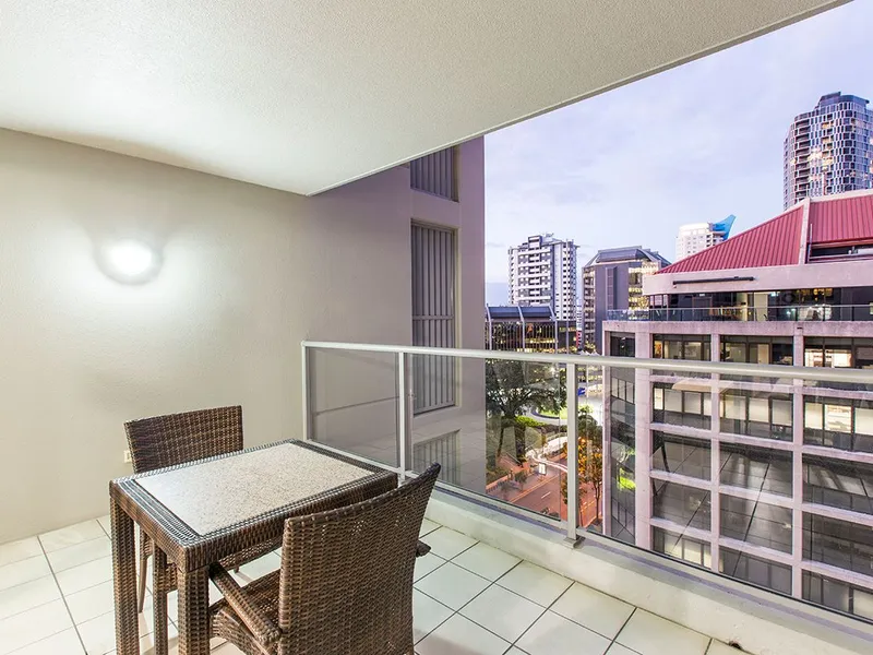 Huge Apartment With Two Balconies!