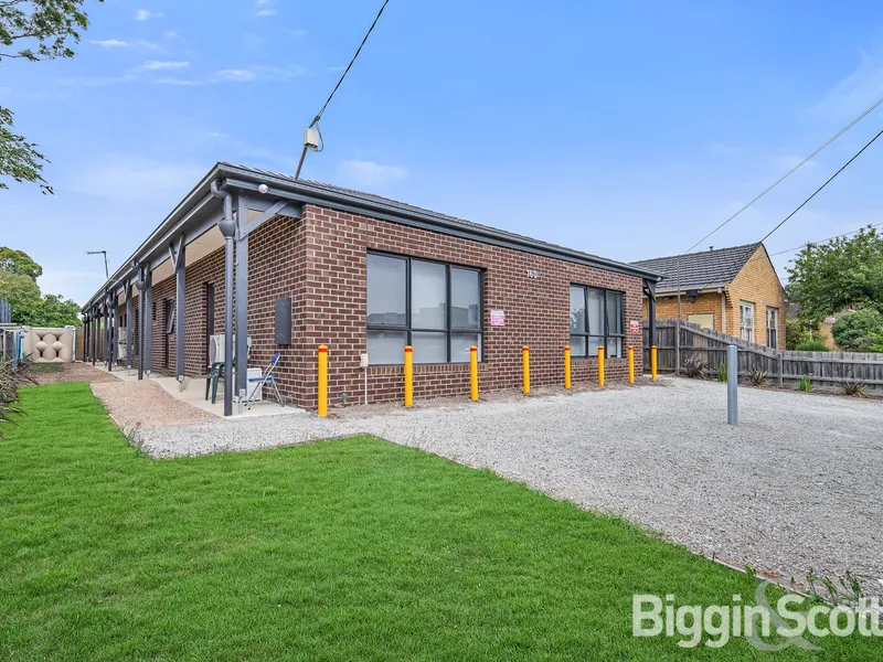 MODERN LUXURY STUDIO APARTMENTS