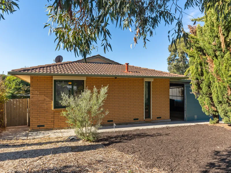 Expansive Family Home With Carport Of Epic Proportions!