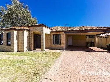 CLOSE TO SHOPS, SCHOOLS, DAYCARE CENTRES AND TRANSPORT!