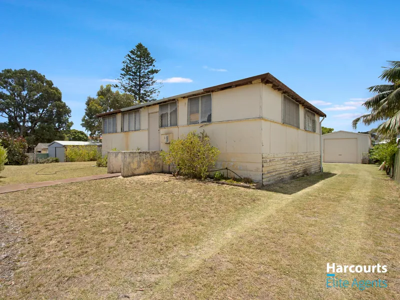 Outstanding Beachside Location with Everything at your Doorstep