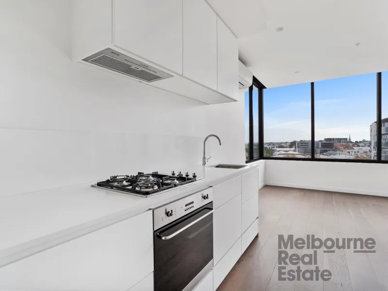Sensational opportunity to live in the heart of the CBD in style