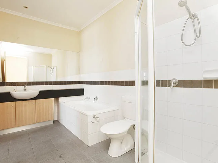 Modern two bedroom townhouse in an ideal location