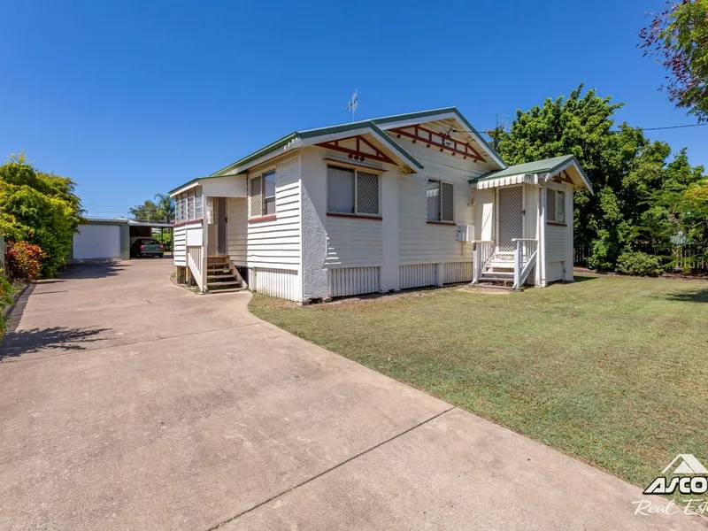 LOVELY QUEENSLANDER IN BEAUTIFUL MILLBANK