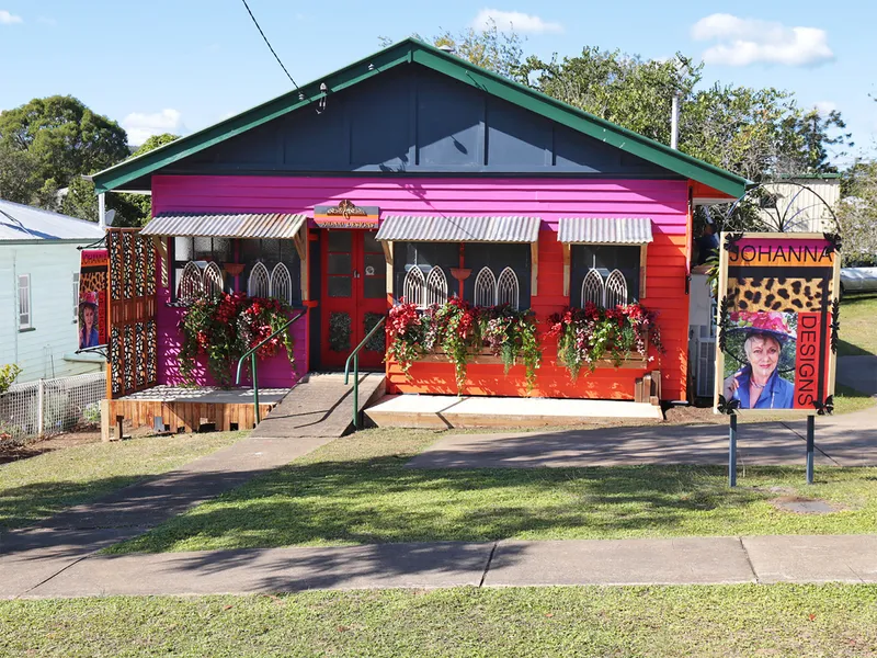 COMMERCIAL BUILDING IN KENILWORTH CBD