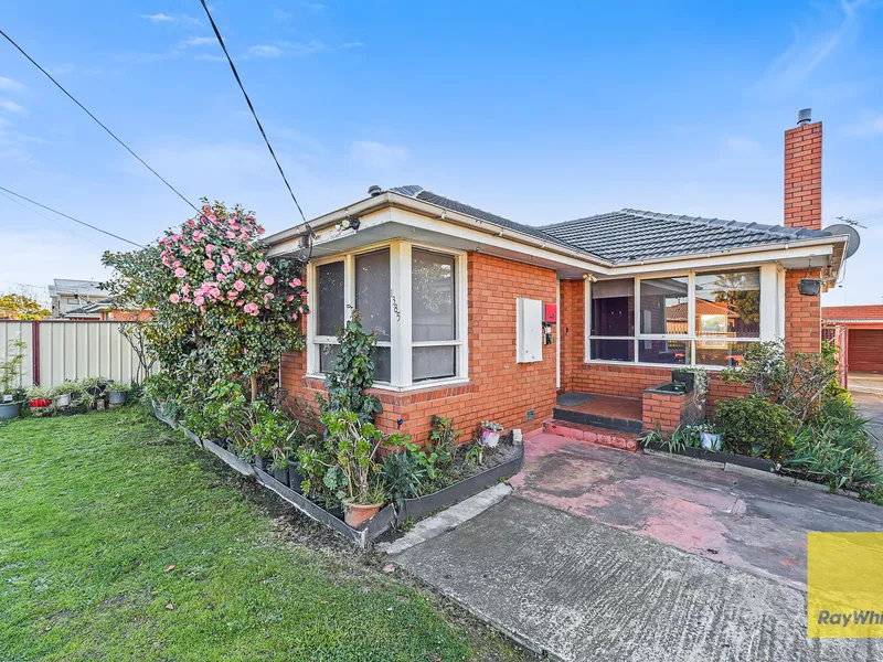 SPACE AT A BARGIN PRICE! - 3 BEDROOM HOME