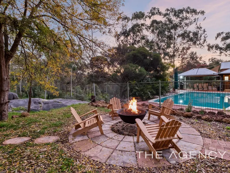 Nature Lovers Paradise Combined With Classic Rustic Charm