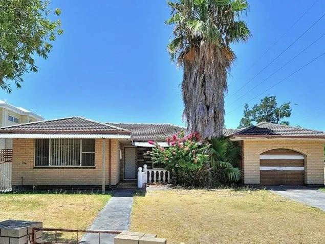 Family home on a large block!