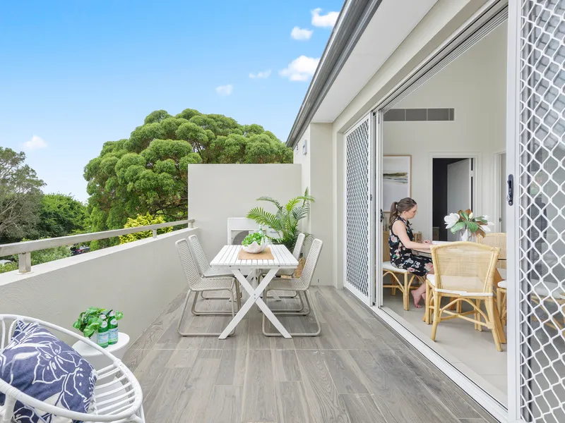Contemporary apartment with lift access in heart of Balgowlah
