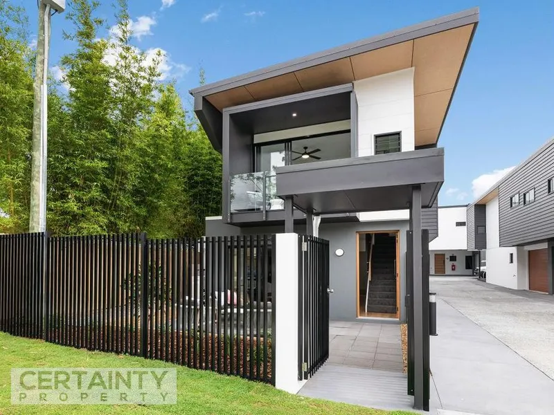 Gorgeous brand new townhouse located in Nundah!