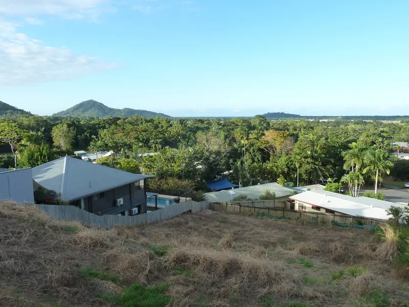 Large, Elevated Block - Build Your Dream Home!