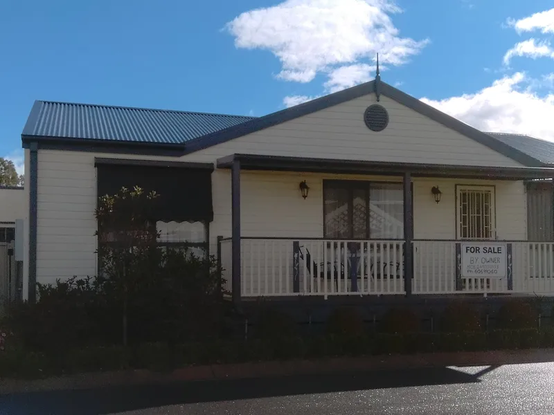 House in over 55's Life style village