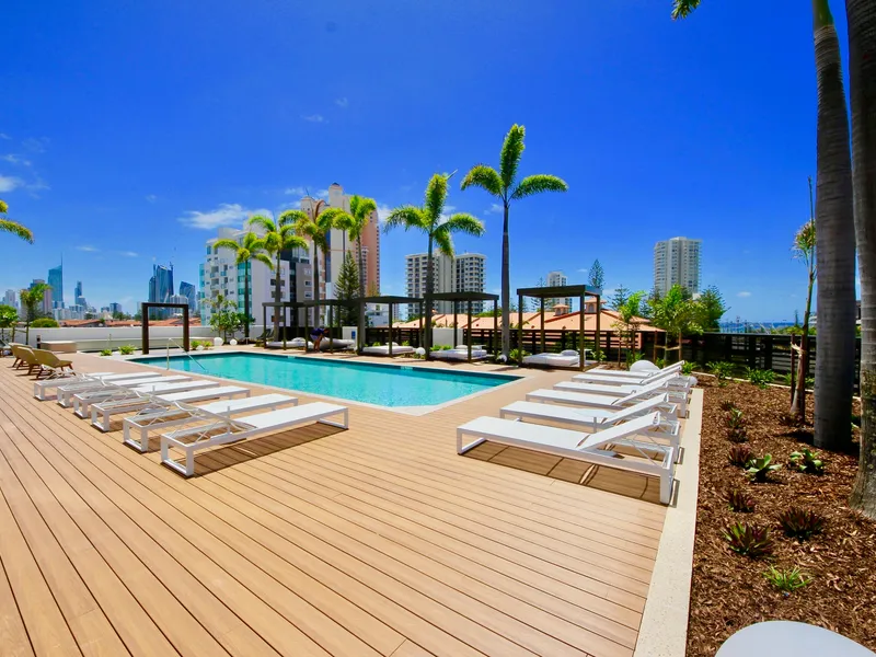 Central Broadbeach With Stunning North East Views