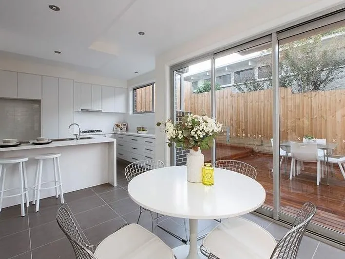 UNIQUE GEM IN THE HEART OF PASCOE VALE