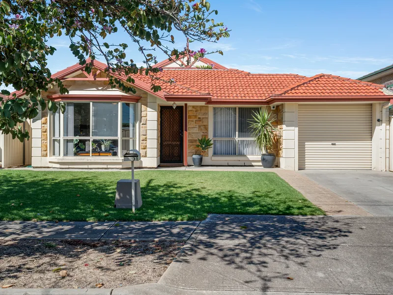 Attractive Courtyard Living