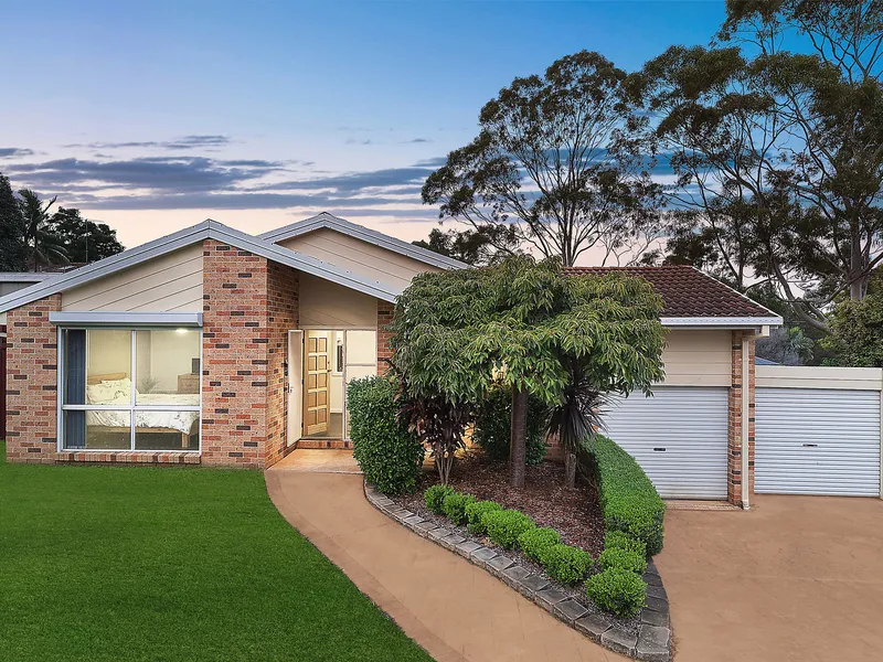 Inviting family home in prized cul-de-sac position