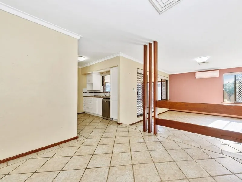 3 Bedroom, 1 Bathroom Rear Villa in a Cul-de-sac