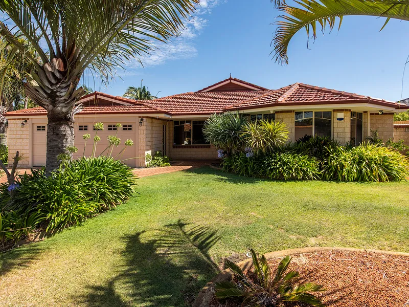 LOVELY FAMILY HOME
