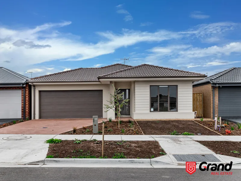MAGNIFICENT MODERN NEWELY BUILT FAMILY HOME FOR RENT  (PROPERTY AVAILABLE FROM 25/03/2021)