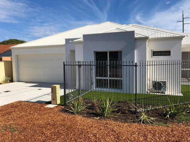 TURBO-CHARGE YOUR LIFE AND INCOME WITH THIS DUAL KEY HOME
