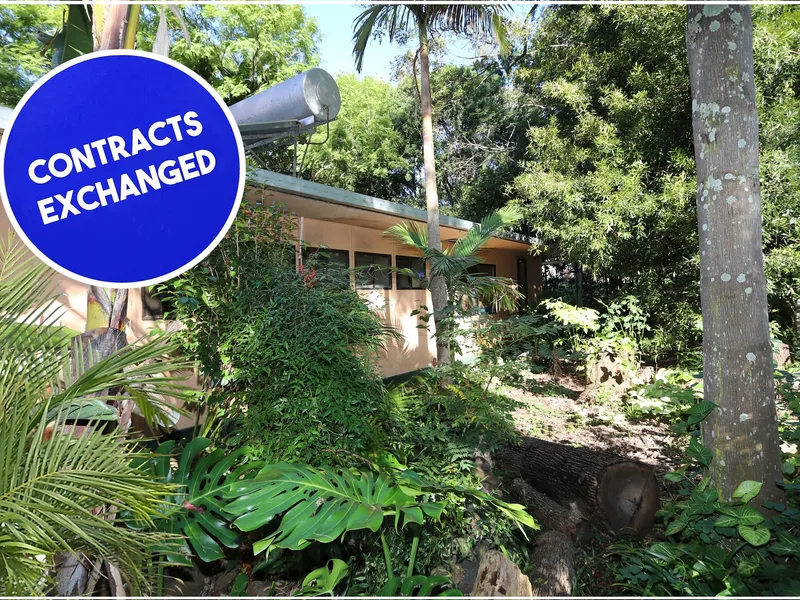 UNDER CONTRACT !!!!! -RAINFOREST HAVEN IN ENVIABLE VILLAGE LOCATION