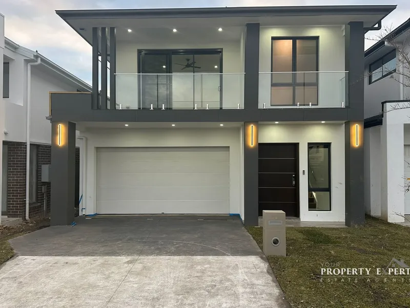 BRAND NEW HOME FOR RENT NEAR SCHOOL !