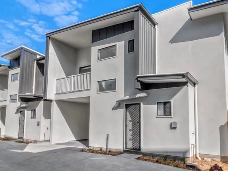 $690/week A/C to all rooms