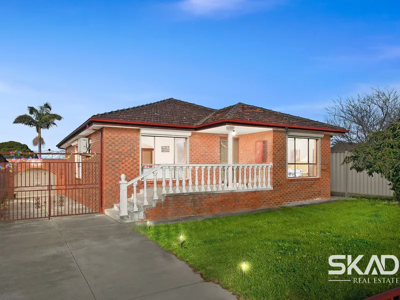Perfect Family Home in Quiet Court Location