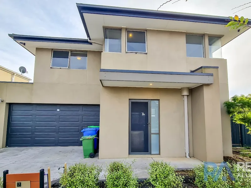 For LEASE: Clyde North | 3 Bed + 2 Bath + 2 Car| Experience a Comfortable and Spacious Living