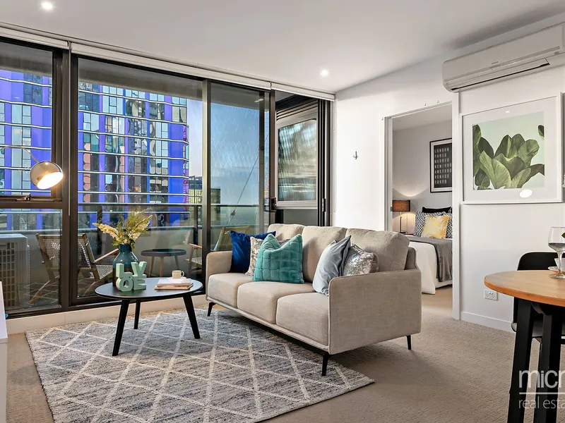 Central City Splendour with North-Facing Brilliance