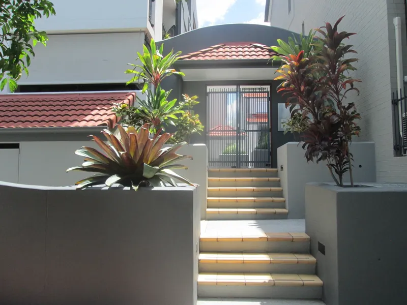New farm 2 level apartment 2bed 1 bath  study 1 car 2 balconies