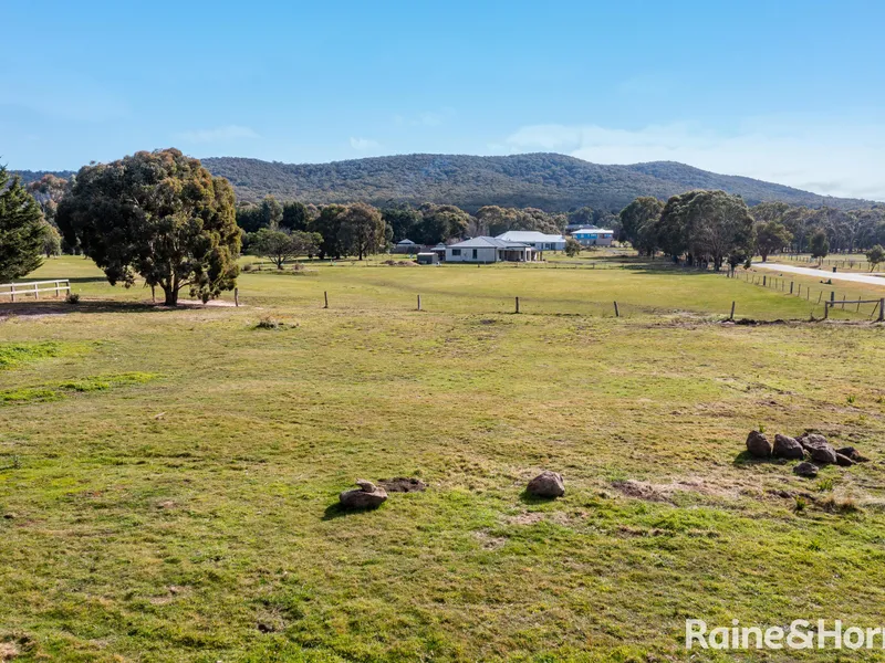 Premium Acre Lot with Breathtaking Views of Macedon Ranges