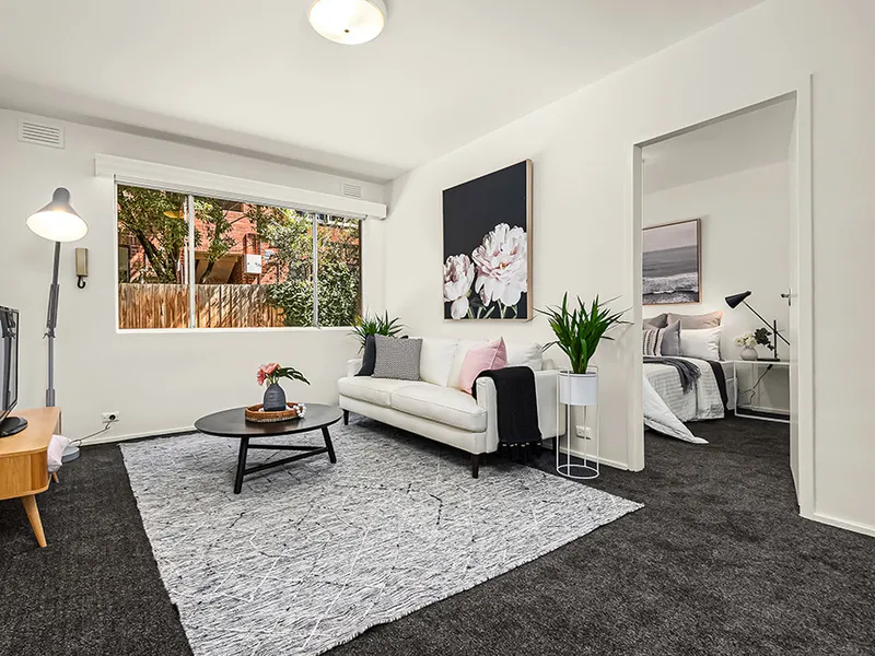 Renovated, Secure & By the Bay