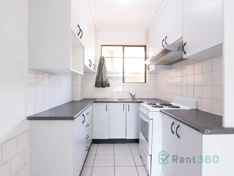 Large Three Bedroom Apartment with North Facing Balcony