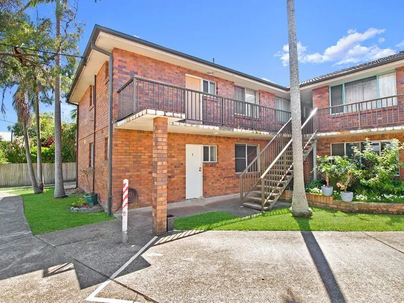 Neat & Tidy Ground Floor Unit