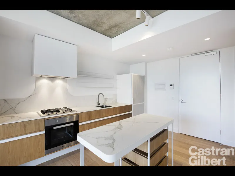 Beautiful One Bedroom with Study/2nd Smaller Room