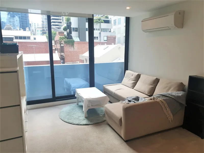 FULLY FURNISHED APARTMENT AT THE HEART OF CBD