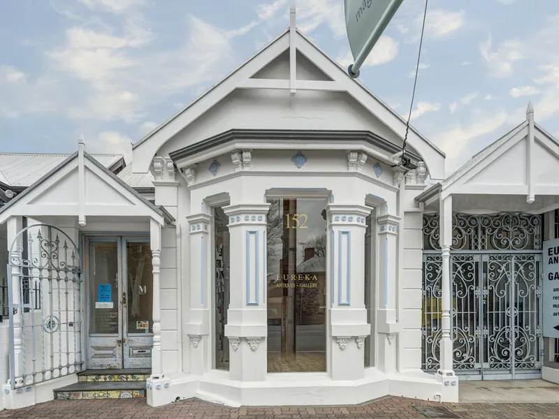 Retail Showroom – Warehouse. Prime Norwood Location