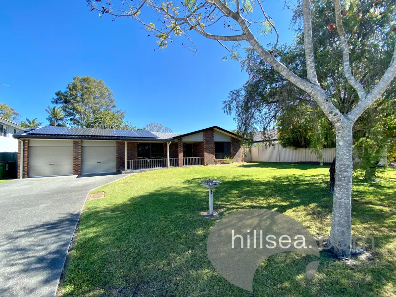 Lovely family home in the Heart of Helensvale