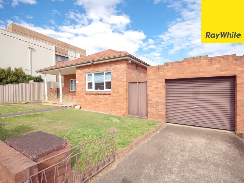 RENOVATED FAMILY HOME IN PRIME LOCATION