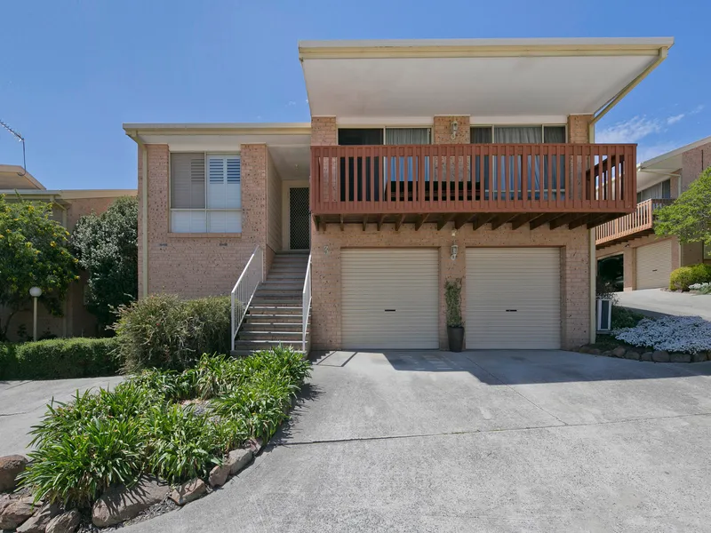 Spacious townhouse in a small, quiet complex
