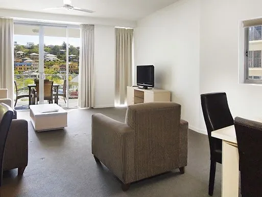 Furnished luxury 2 Bedroom apartment with utilities included