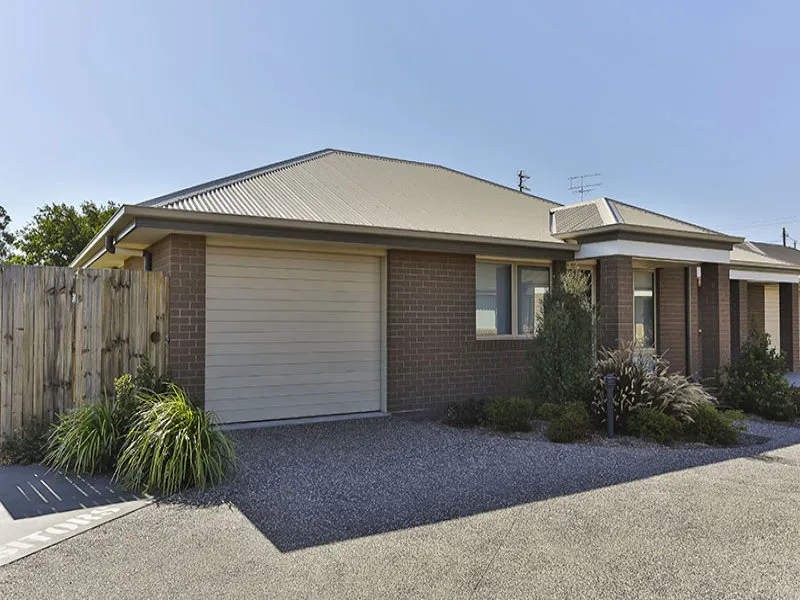 Executive Style Unit!