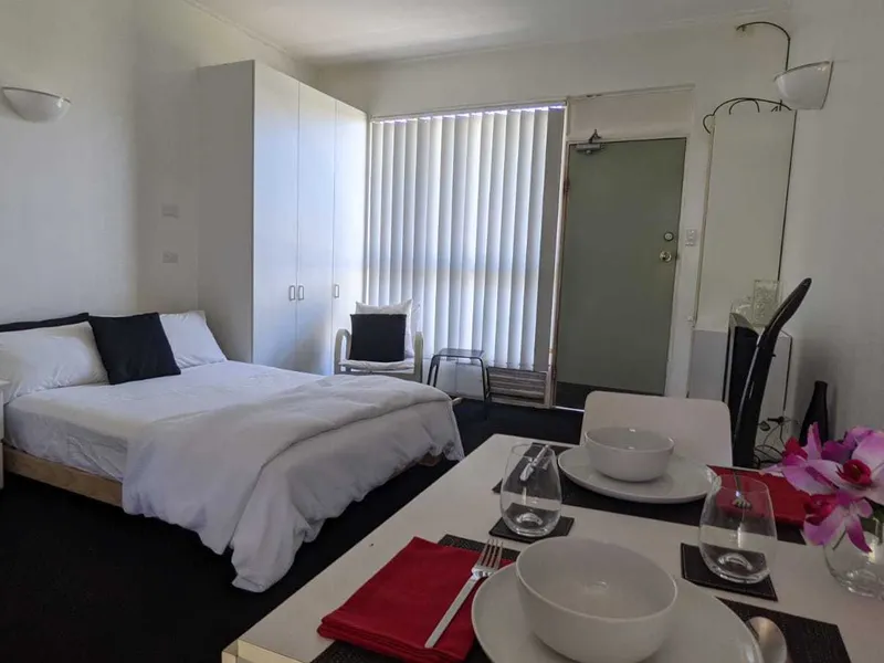 Furnished Studio Apartment in Prime Location