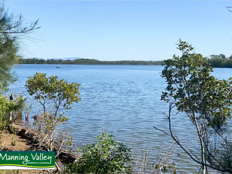 Magnificent waterfront