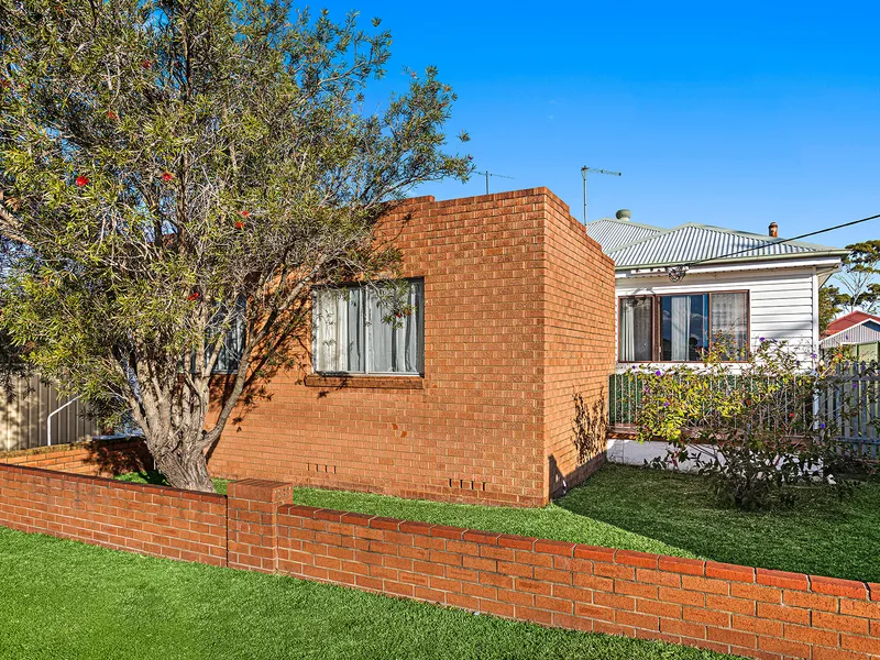 Beachside residence provides excellent versatility