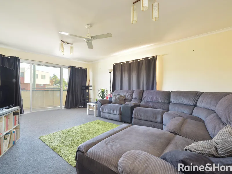 Spacious Family Home In A Great Location - Get Here Fast!