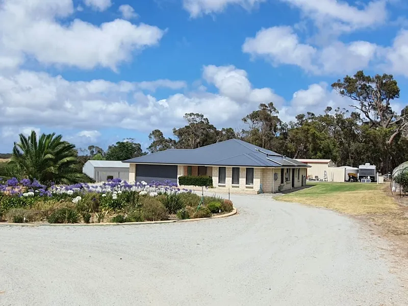 Calling families and retiring farmers