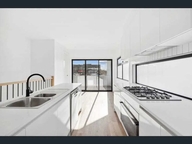 Brand New / Street Frontage / Luxury Living